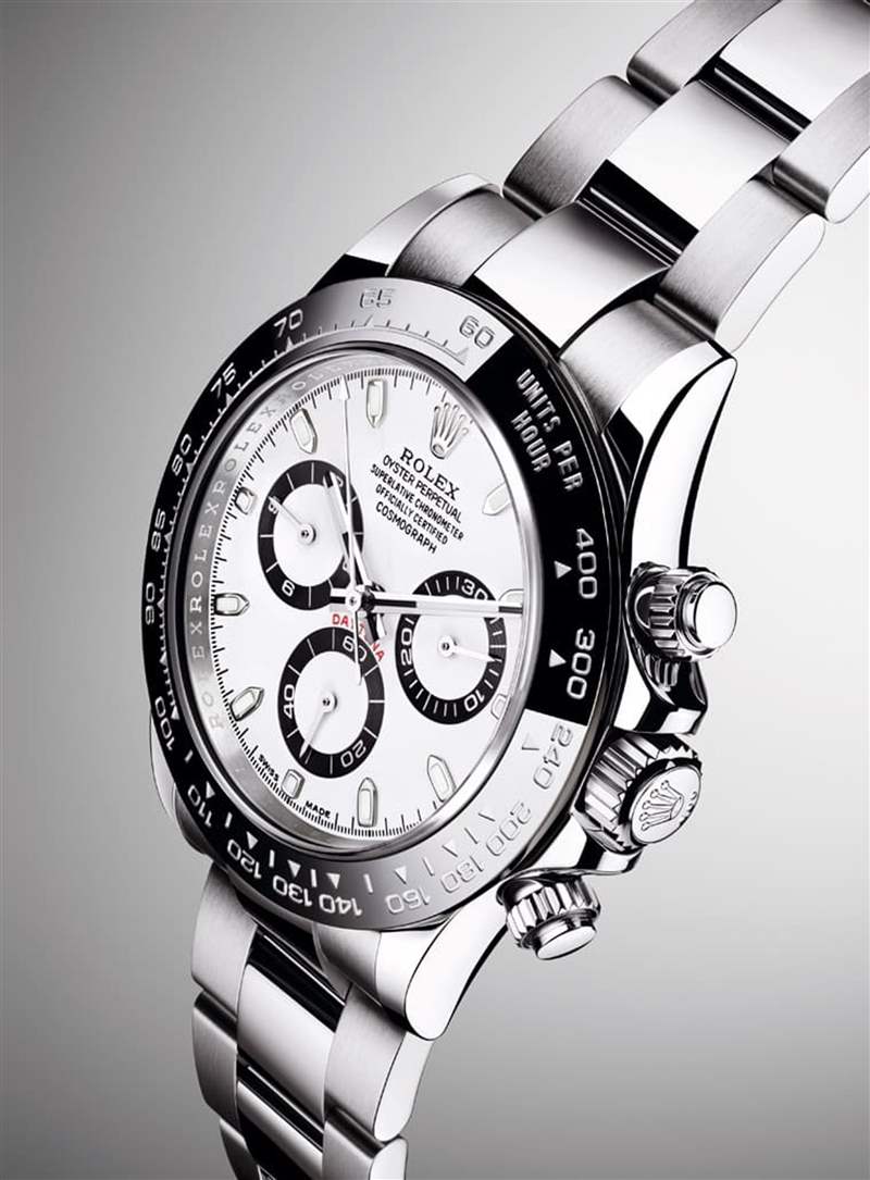 Daytona 116500LN最近在日本市場(chǎng)的價(jià)格跌幅頗大，兩個(gè)月來(lái)已經(jīng)累積下降45萬(wàn)日幣，引起市場(chǎng)關(guān)注。 （Rolex官網(wǎng)）