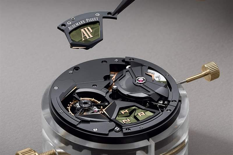 AUDEMARS PIGUET - 愛彼AUDEMARS PIGUET的陶瓷色彩張力，如何刷新Royal Oak皇家橡樹系列經(jīng)典印象？