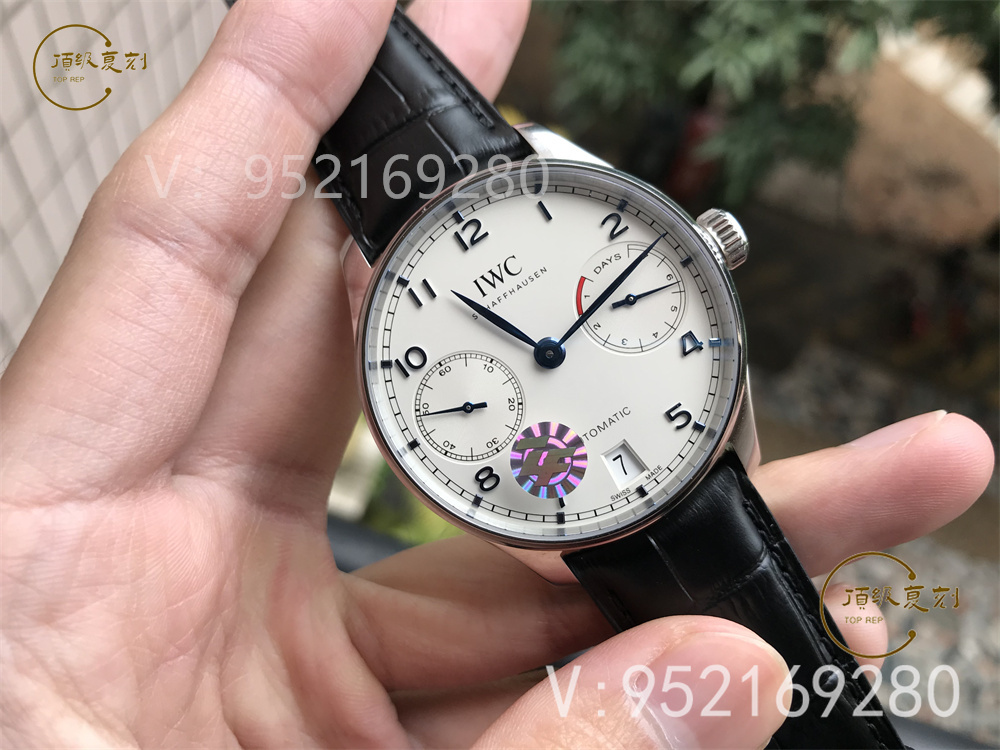 ZF廠(chǎng)萬(wàn)國(guó)葡七用的什么機(jī)芯,ZF廠(chǎng)葡七機(jī)芯(丹東52101機(jī)芯)穩(wěn)定嗎-復(fù)刻表