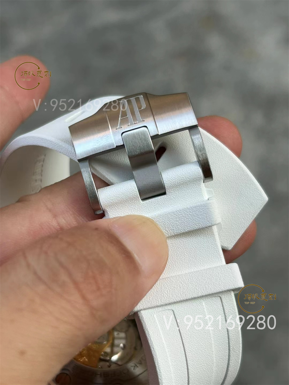 APS廠愛(ài)彼AP15710新配色綠/白盤(pán)一體機(jī)做工怎么樣-復(fù)刻表