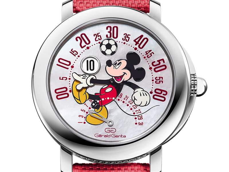 Gerald Genta推出Arena Bi-Retrograde Mickey Mouse數(shù)字跳時雙逆跳腕表:米老鼠踢足球 Gerald Genta推出Arena Bi-Retrograde Mickey Mouse數(shù)字跳時雙逆跳腕表:米老鼠踢足球-復刻表