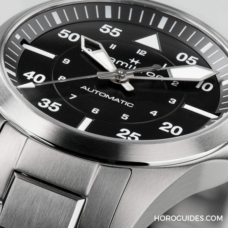 HAMILTON - 設(shè)計(jì)微調(diào)、新增尺寸，HAMILTON Khaki Aviation Pilot系列七款新作再現(xiàn)軍風(fēng)