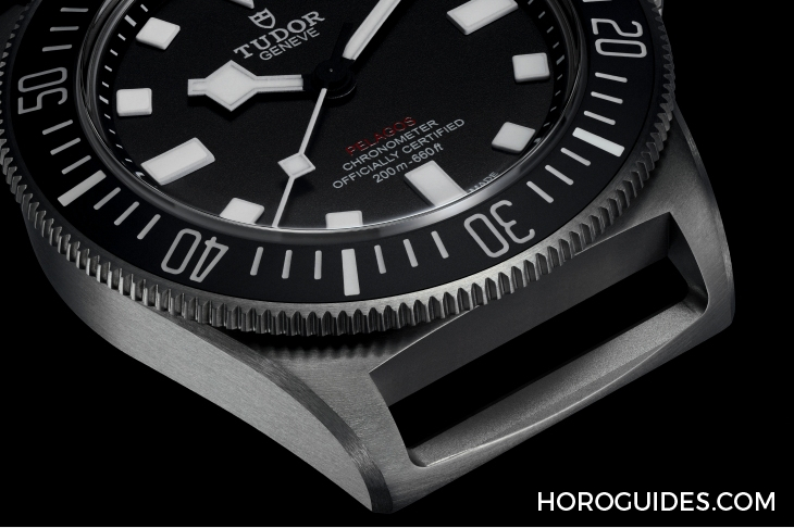 TUDOR Pelagos FXD腕表一次睇|鈦金屬與碳材質(zhì)的嶄新運用-復(fù)刻表