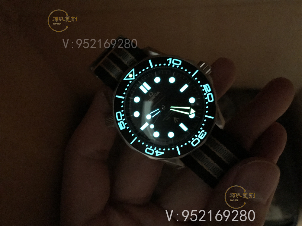 VS廠歐米茄海馬300龐德007無暇赴死深度評測,8806機(jī)芯怎么樣-復(fù)刻表